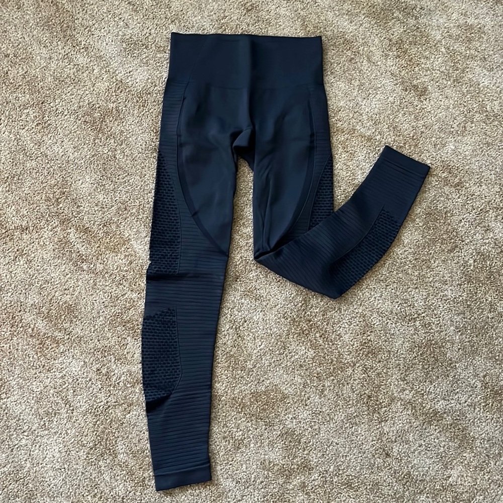 Zyia leggings, size 4